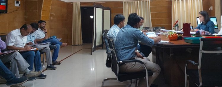 जिला कलेक्टर की अध्यक्षता में डीएमएफटी की बैठक संपन्न