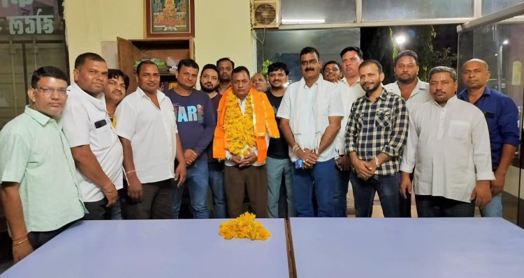 भारत भूटान समरसता अवार्ड 2024 प्राप्त कर लौटे विष्णु पटेल का किया