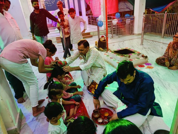धूमधाम से मनाया माँ विंध्यवासिनी का प्राकट्योत्सव